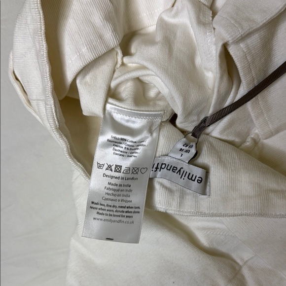 White Wide Leg Pants with Relaxed Fit - Picture 14 of 16